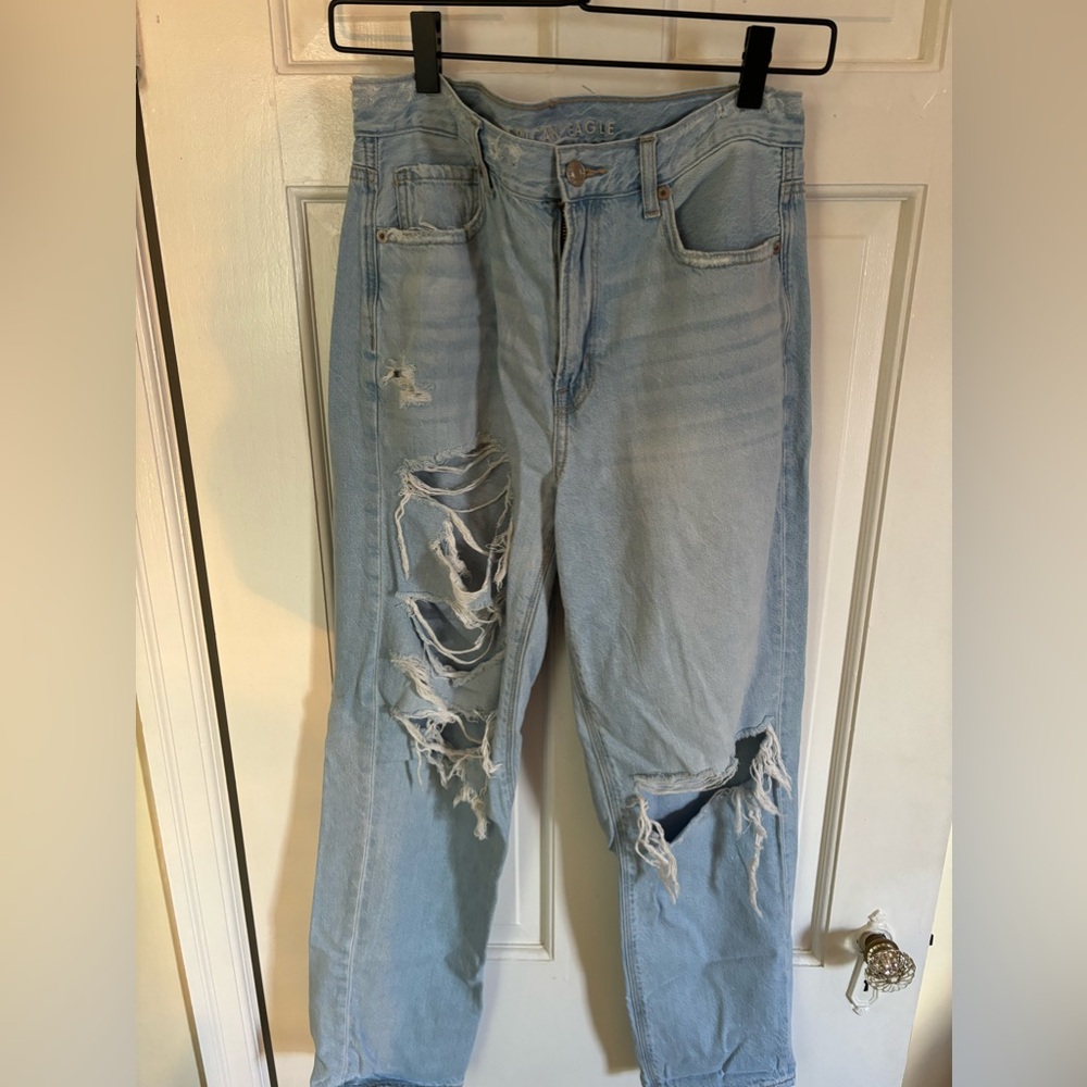 AE Ripped Mom Jean - Picture 2 of 3
